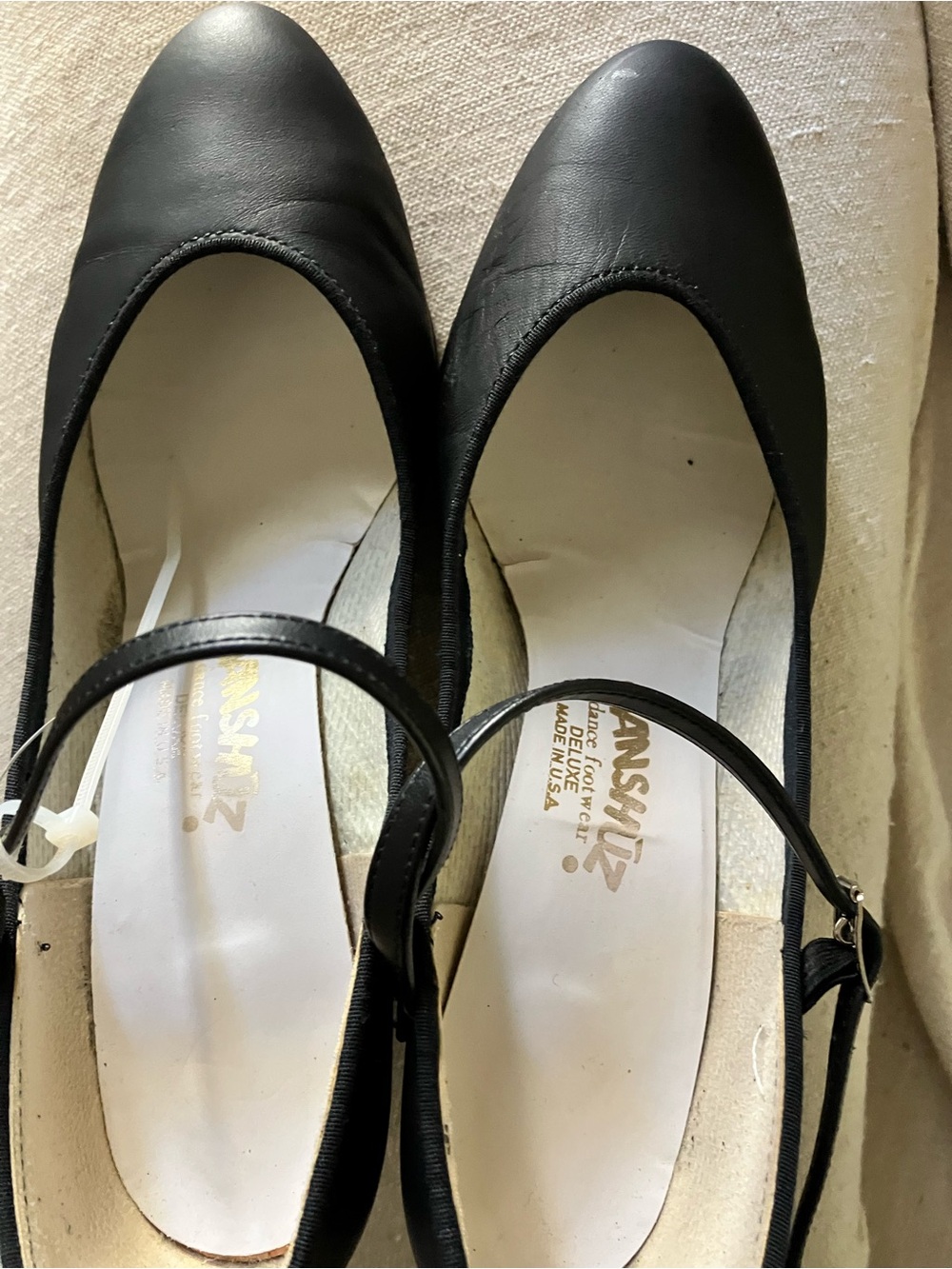 New!  Unworn Danshuz Tap Shoes Size 11